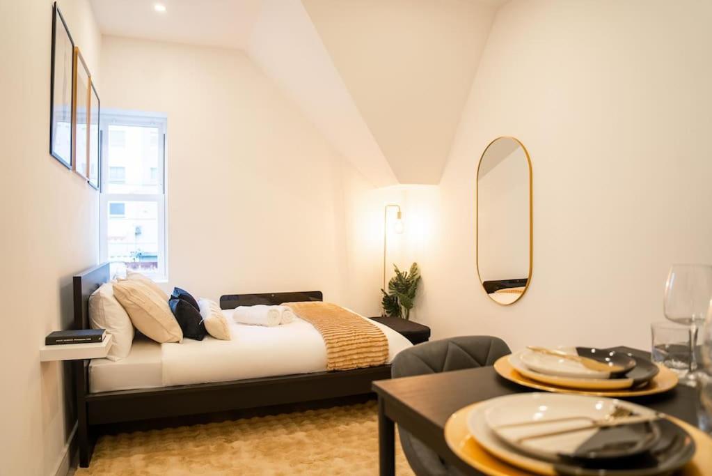 Five Star Boutique Studio Flat In London Eksteriør billede