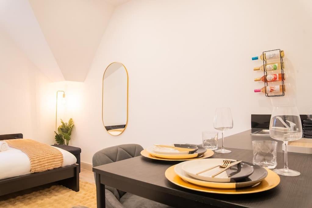 Five Star Boutique Studio Flat In London Eksteriør billede